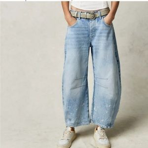We The Free Good Luck Mid-Rise Barrel Jeans Size 26